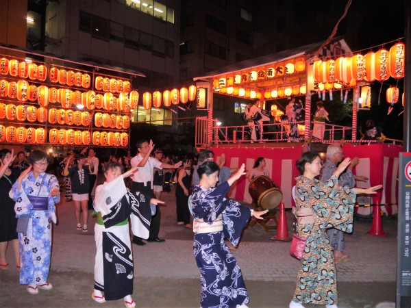 大人は流石の踊り