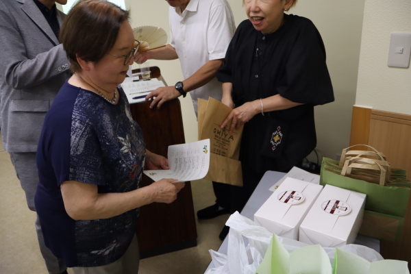 近江屋さんの焼き菓子は大人気