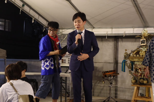 樋口区長